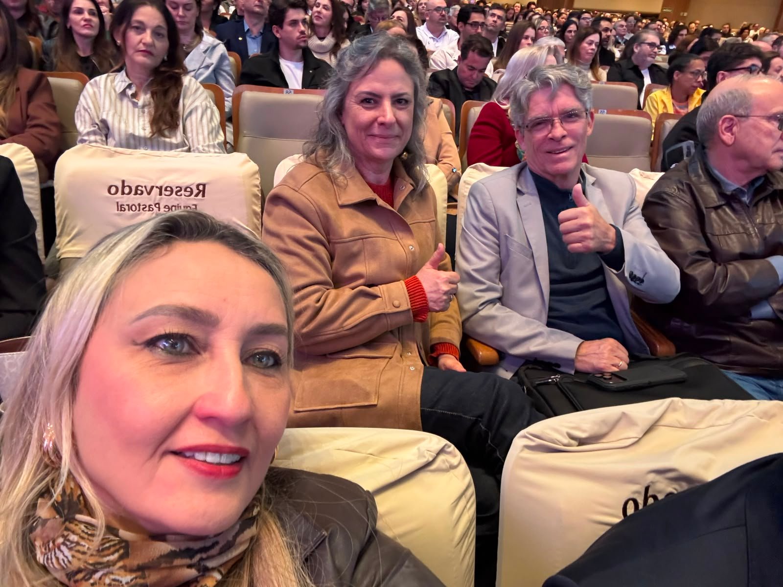 Milene Zerek com apoiadores da campanha — foto 5